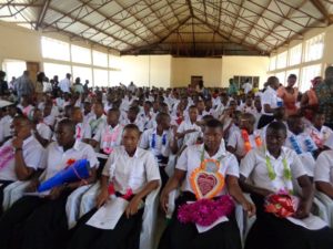 students-with-certificates-at-graduation